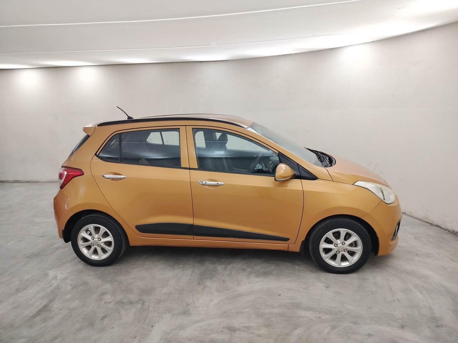 Grand i10 image 6 Grand i10 image 6