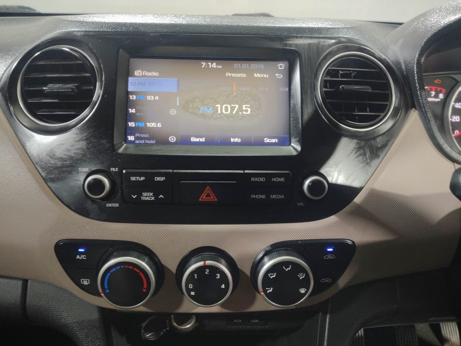 Grand i10 image 13 Grand i10 image 13