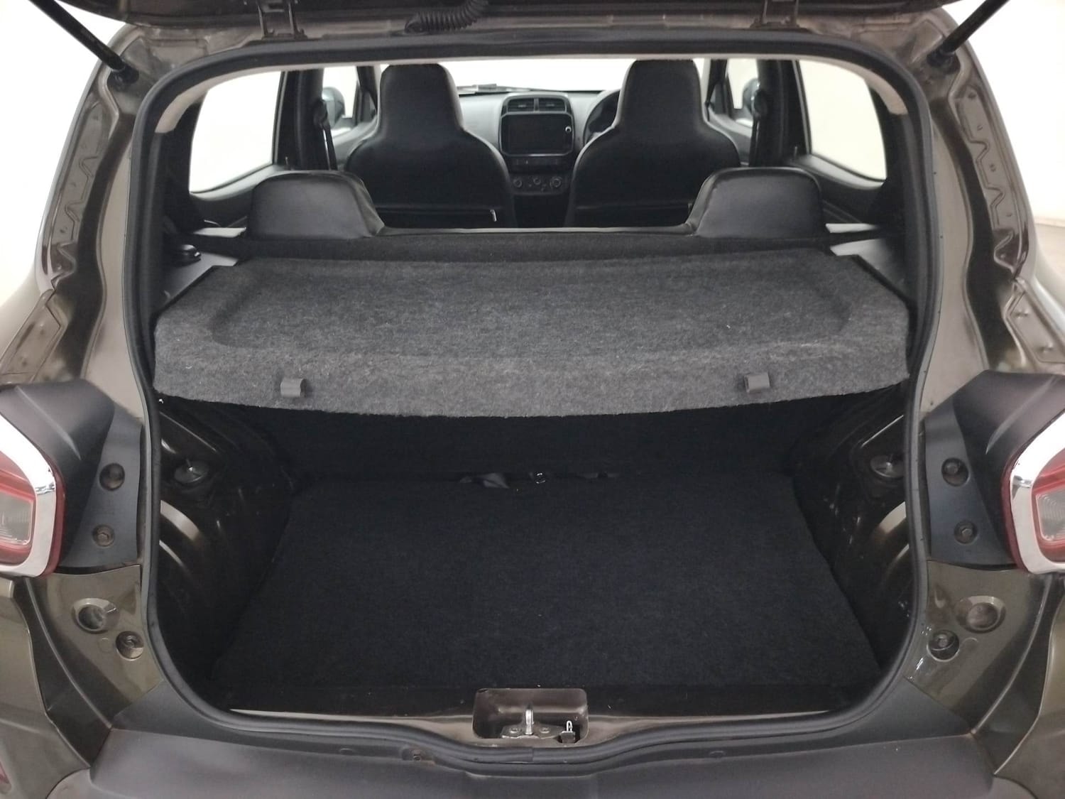 Kwid image 25 Kwid image 25