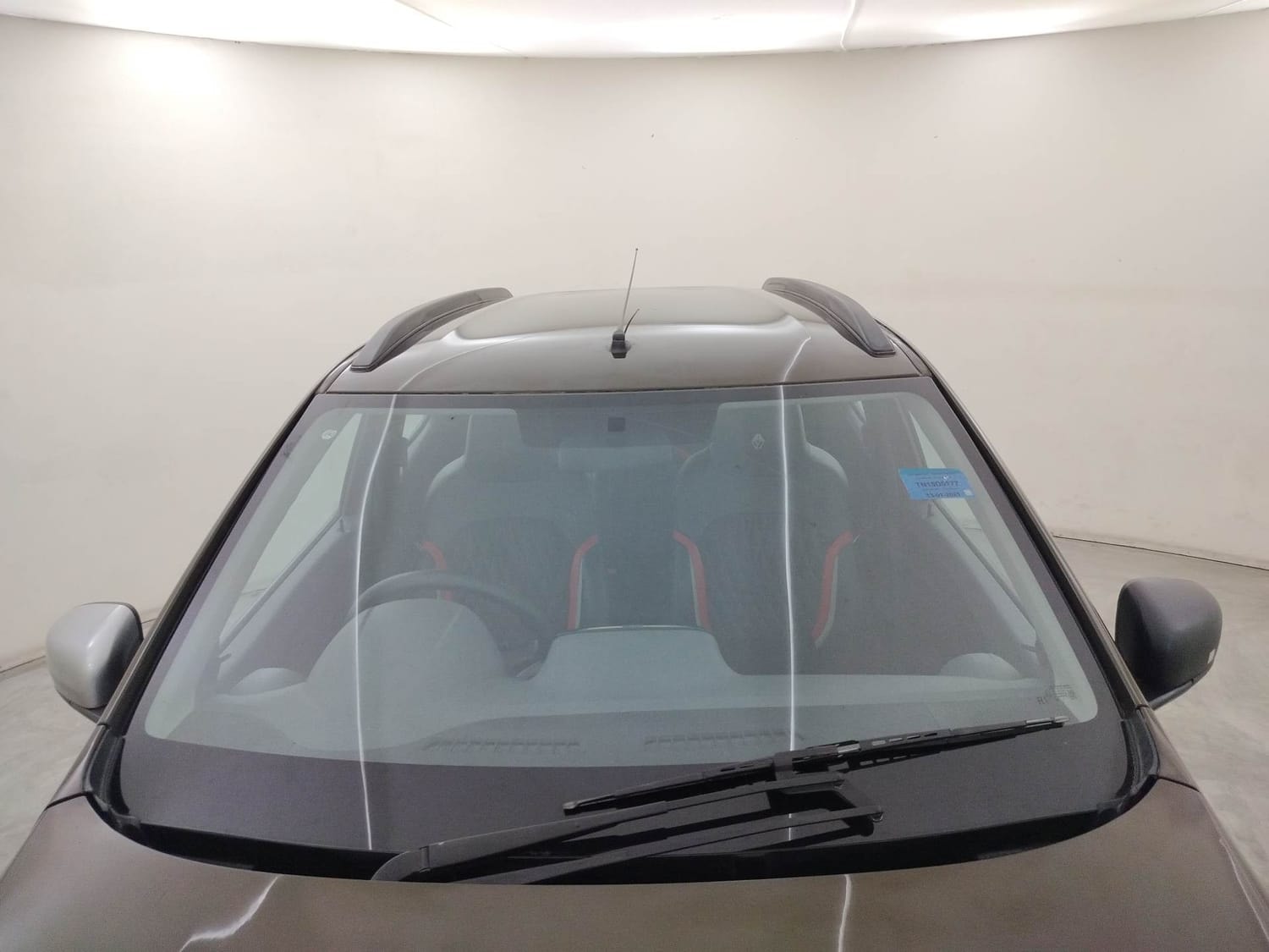 Kwid image 9 Kwid image 9