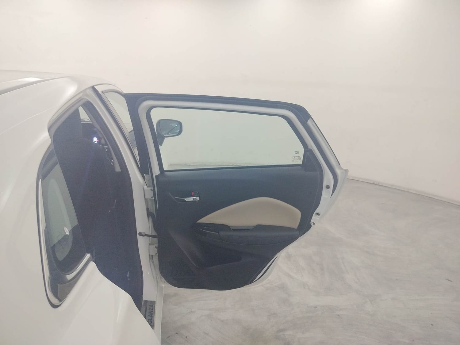 Glanza image 20 Glanza image 20