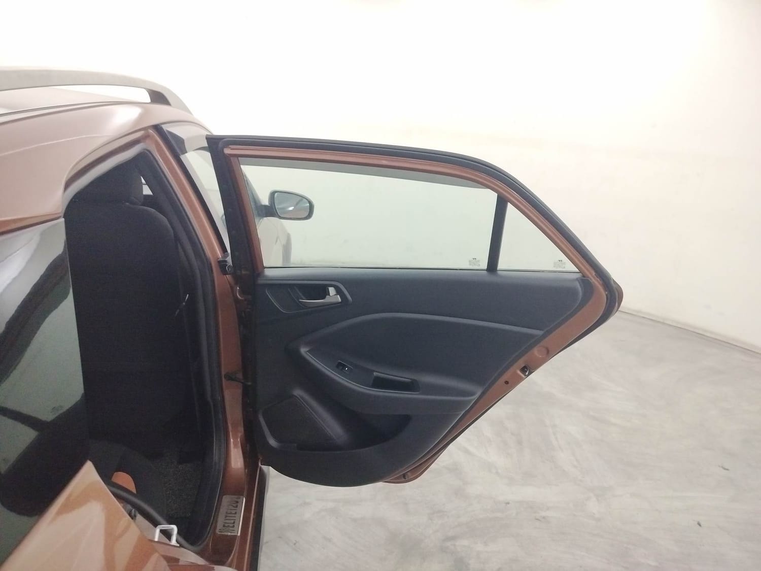 i20 Active image 20 i20 Active image 20