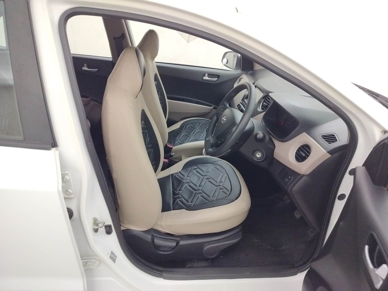 Xcent image 17 Xcent image 17