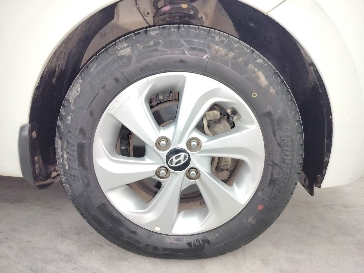 Xcent image 32 Xcent image 32