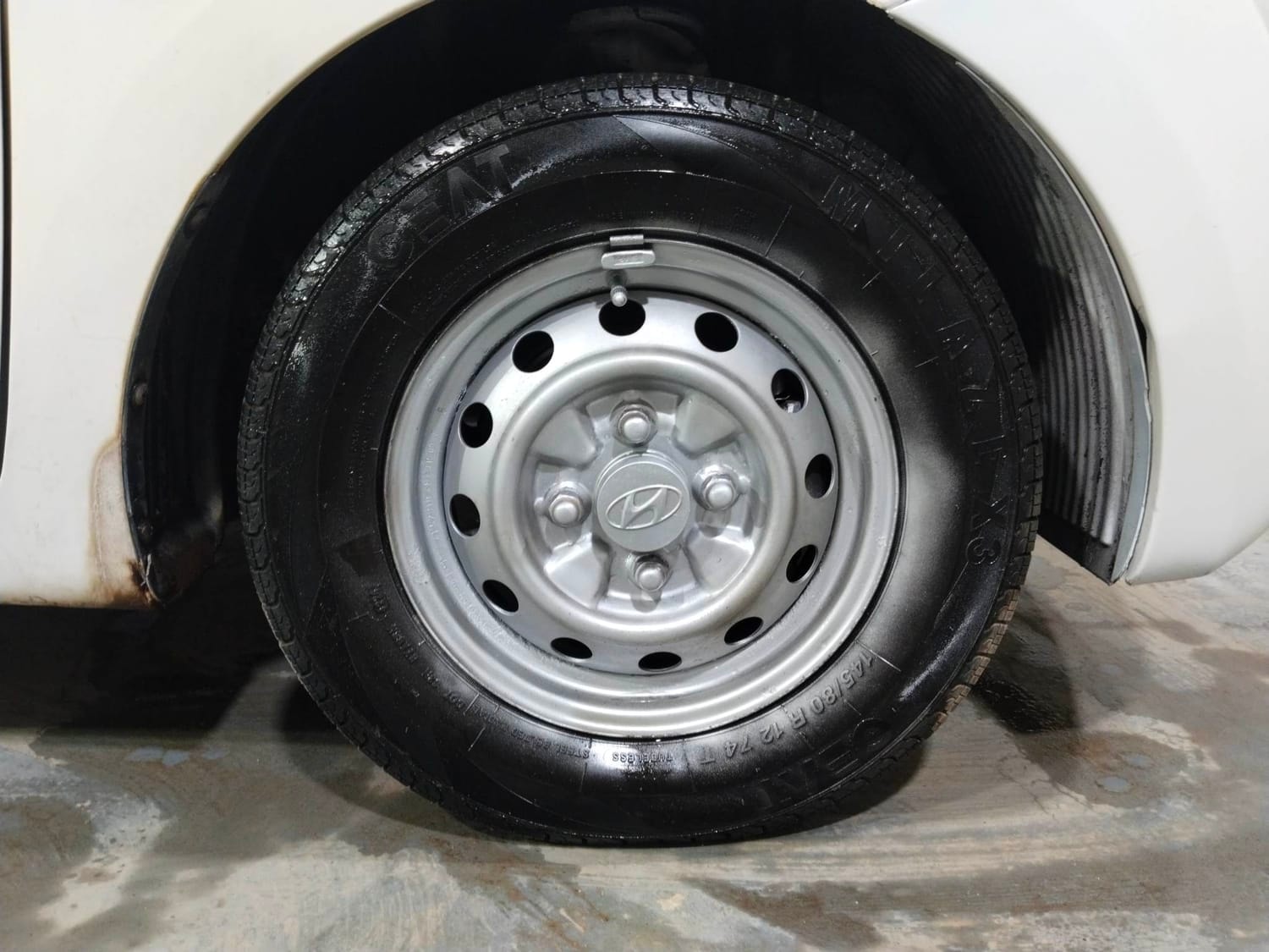 EON image 32 EON image 32