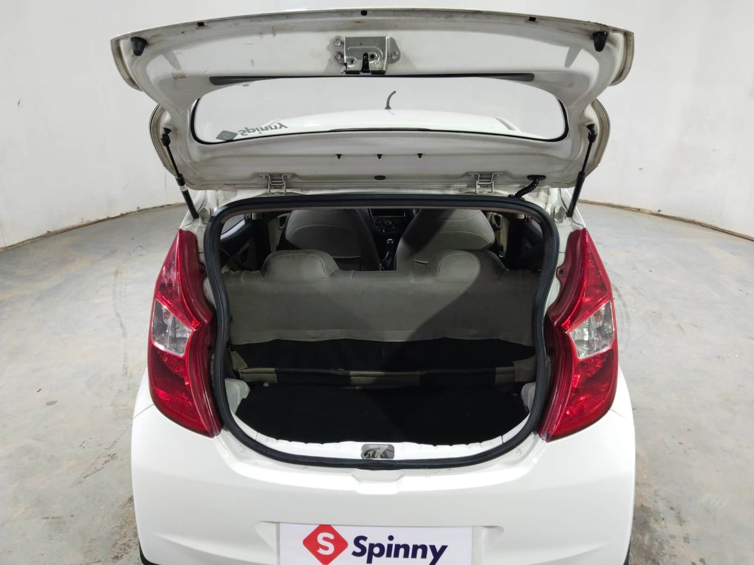 EON image 24 EON image 24