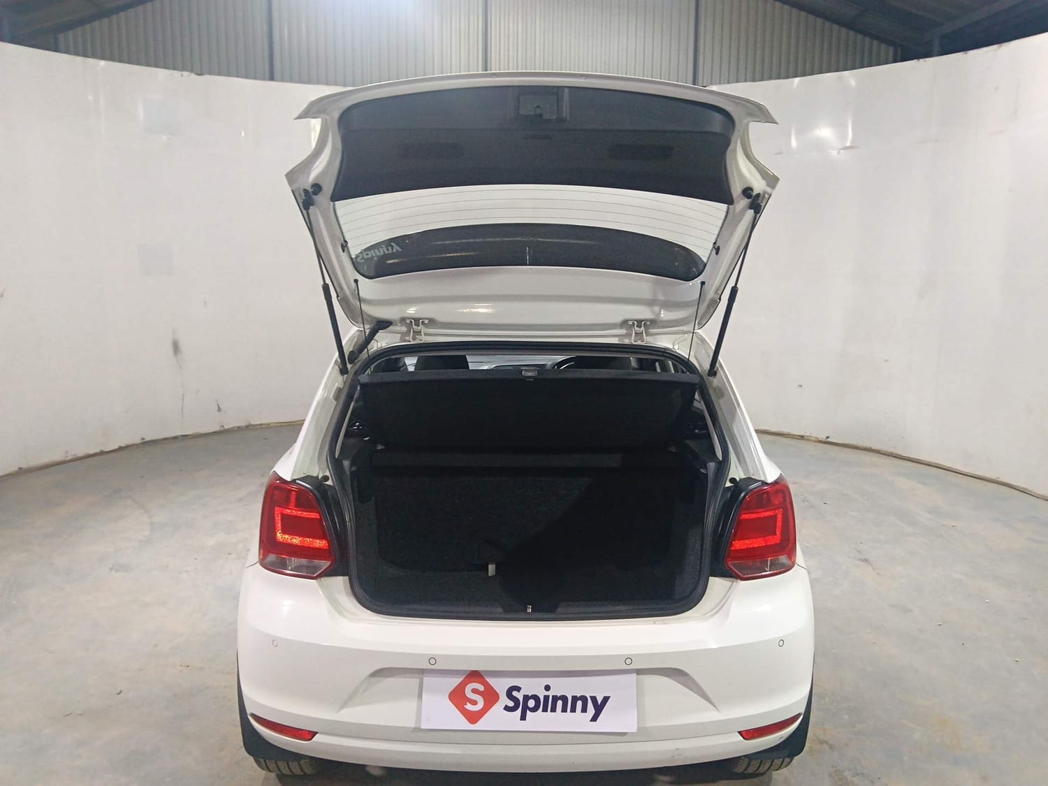 Polo image 24 Polo image 24