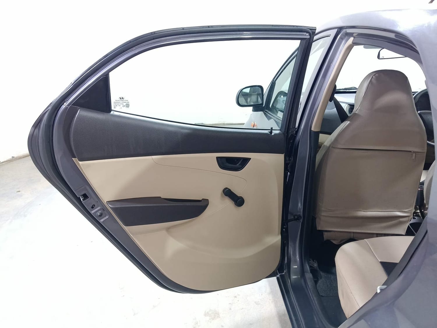 EON image 22 EON image 22