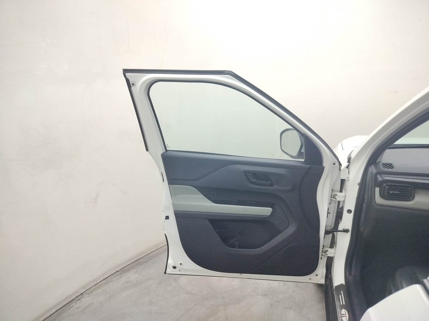 Punch image 21 Punch image 21