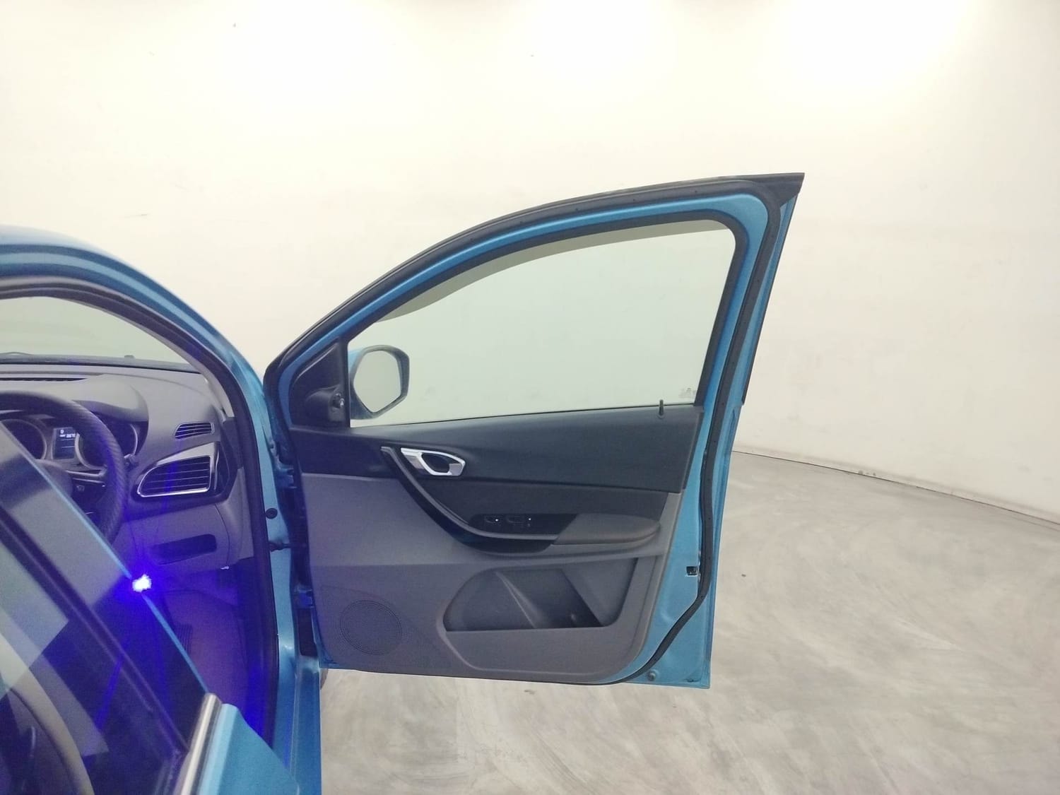 Tigor image 19 Tigor image 19