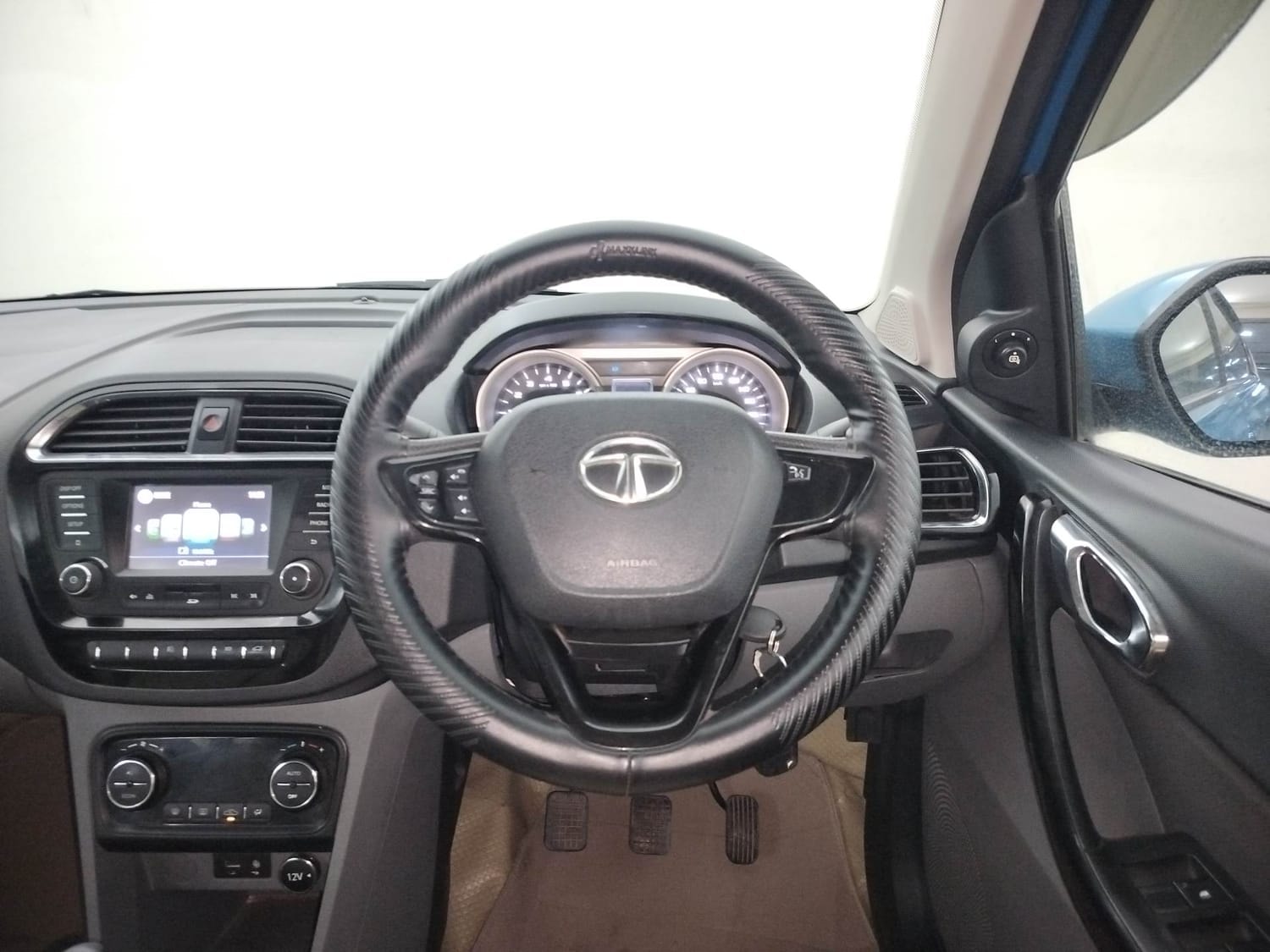 Tigor image 14 Tigor image 14