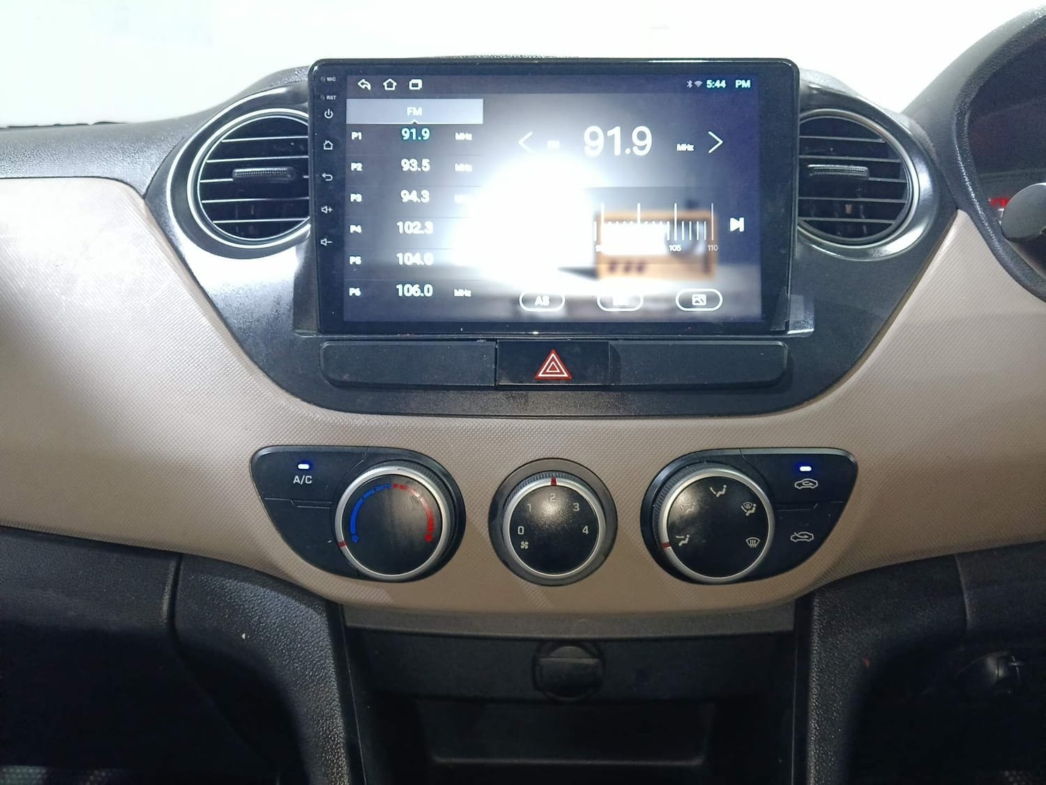 Grand i10 image 13 Grand i10 image 13