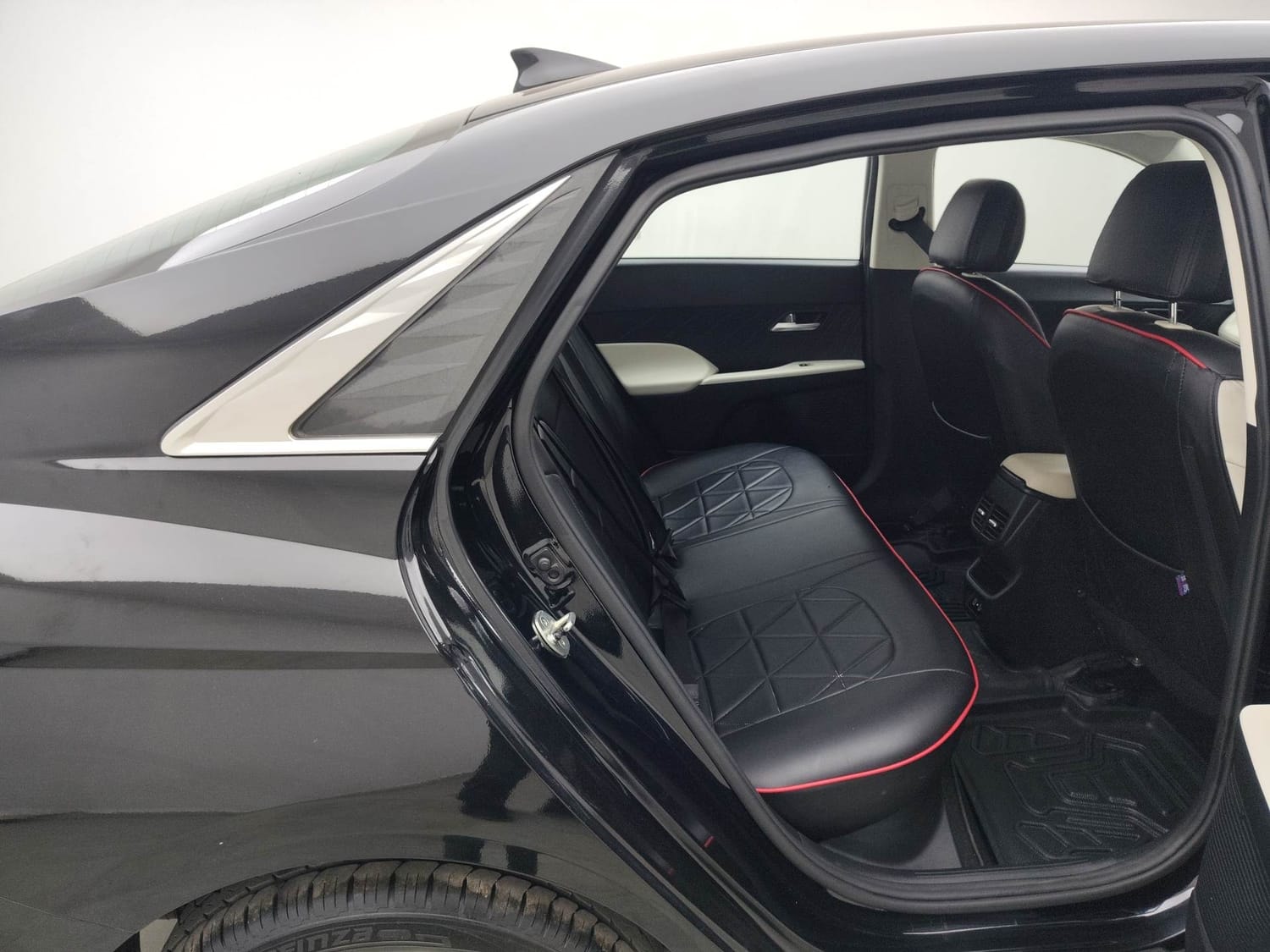 Used 2023 Hyundai Verna Used 2023 Hyundai Verna