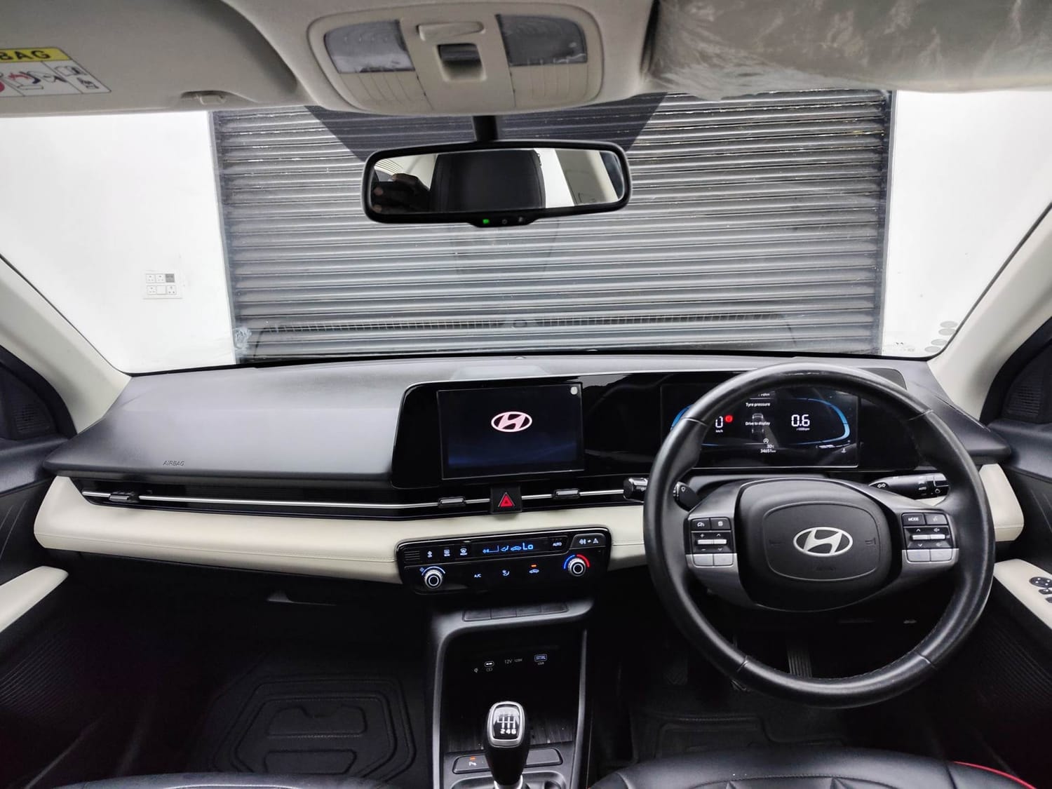 Used 2023 Hyundai Verna Used 2023 Hyundai Verna