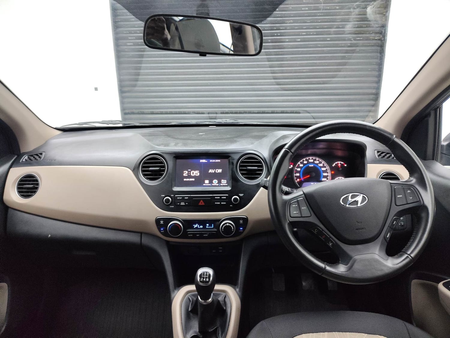 Grand i10 image 12 Grand i10 image 12