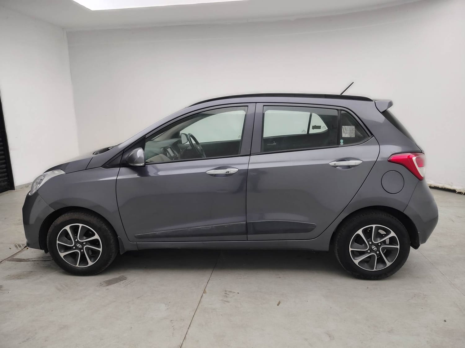 Grand i10 image 2 Grand i10 image 2