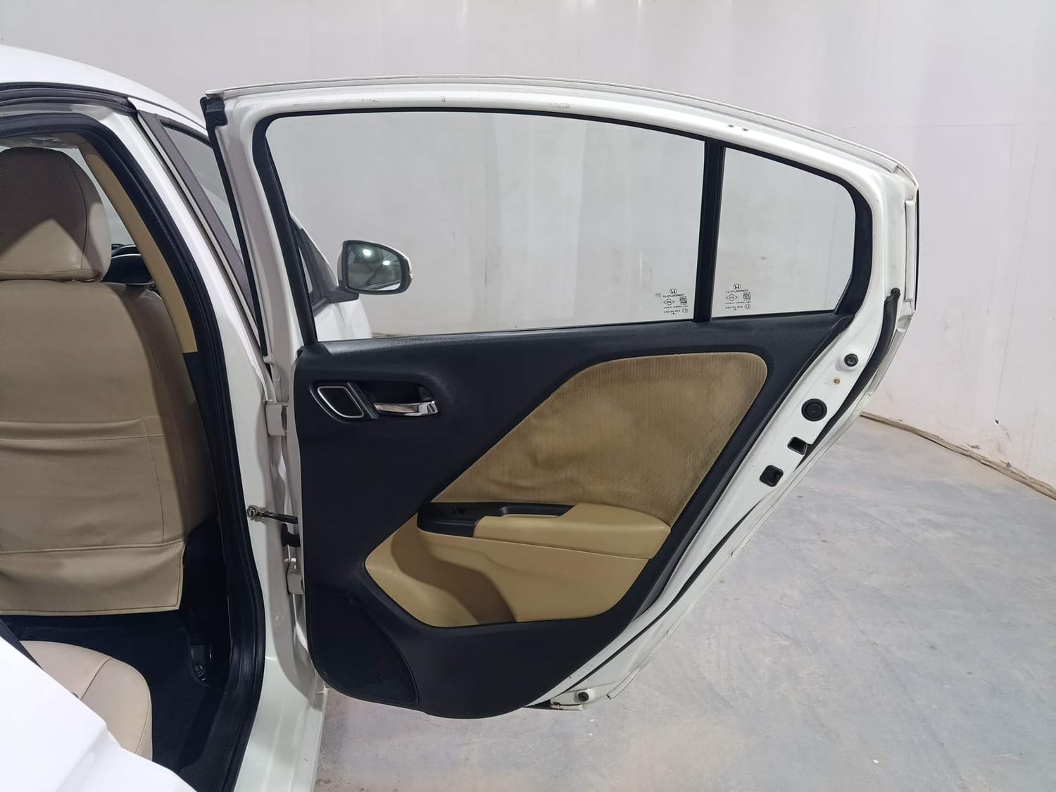 City image 20 City image 20