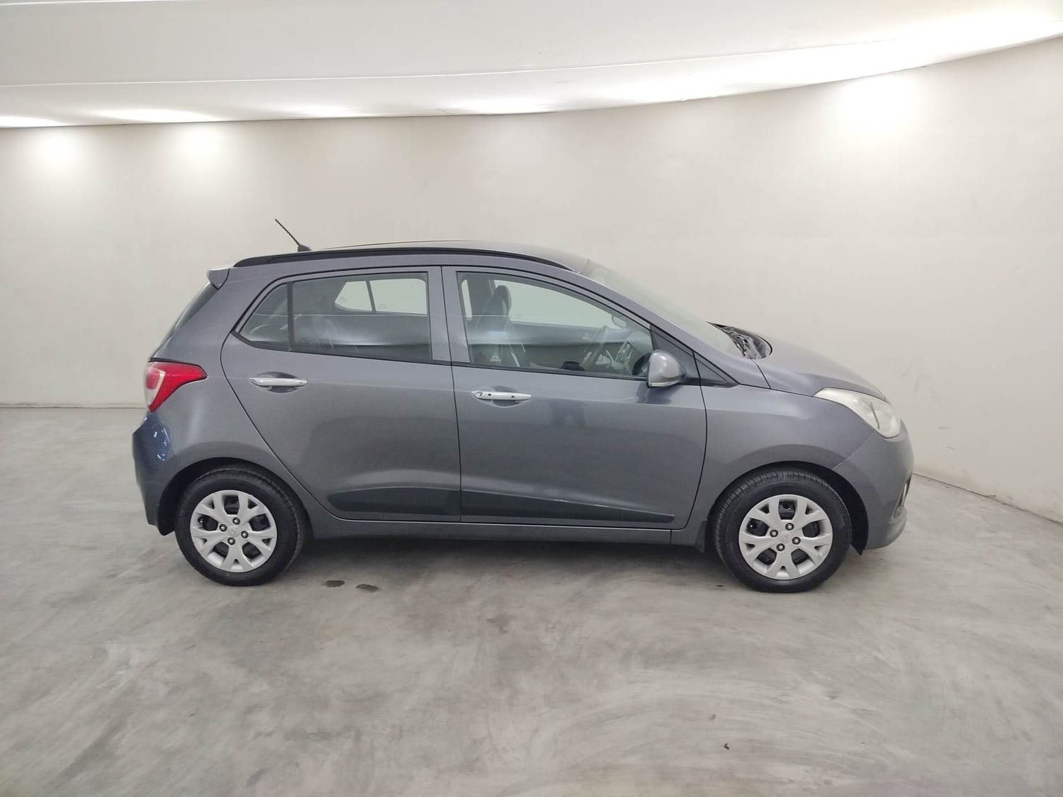 Grand i10 image 6 Grand i10 image 6