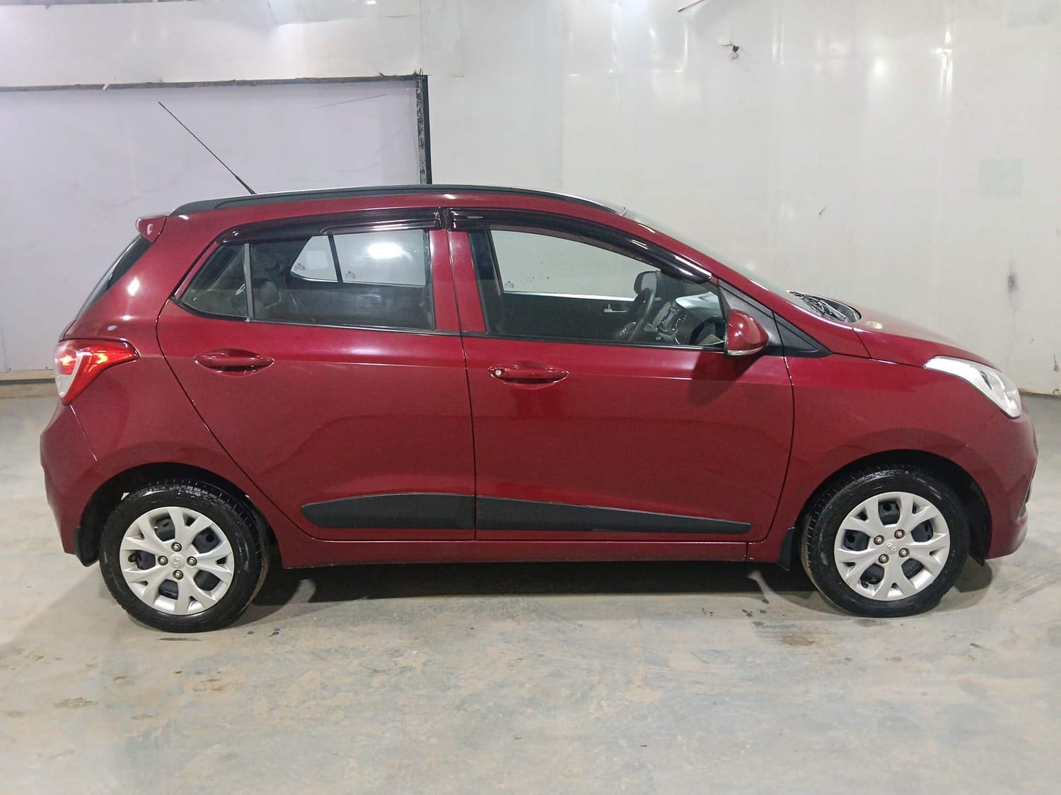 Grand i10 image 6 Grand i10 image 6