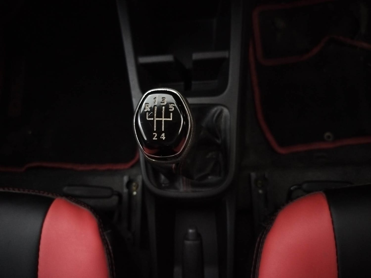 Kwid image 16 Kwid image 16