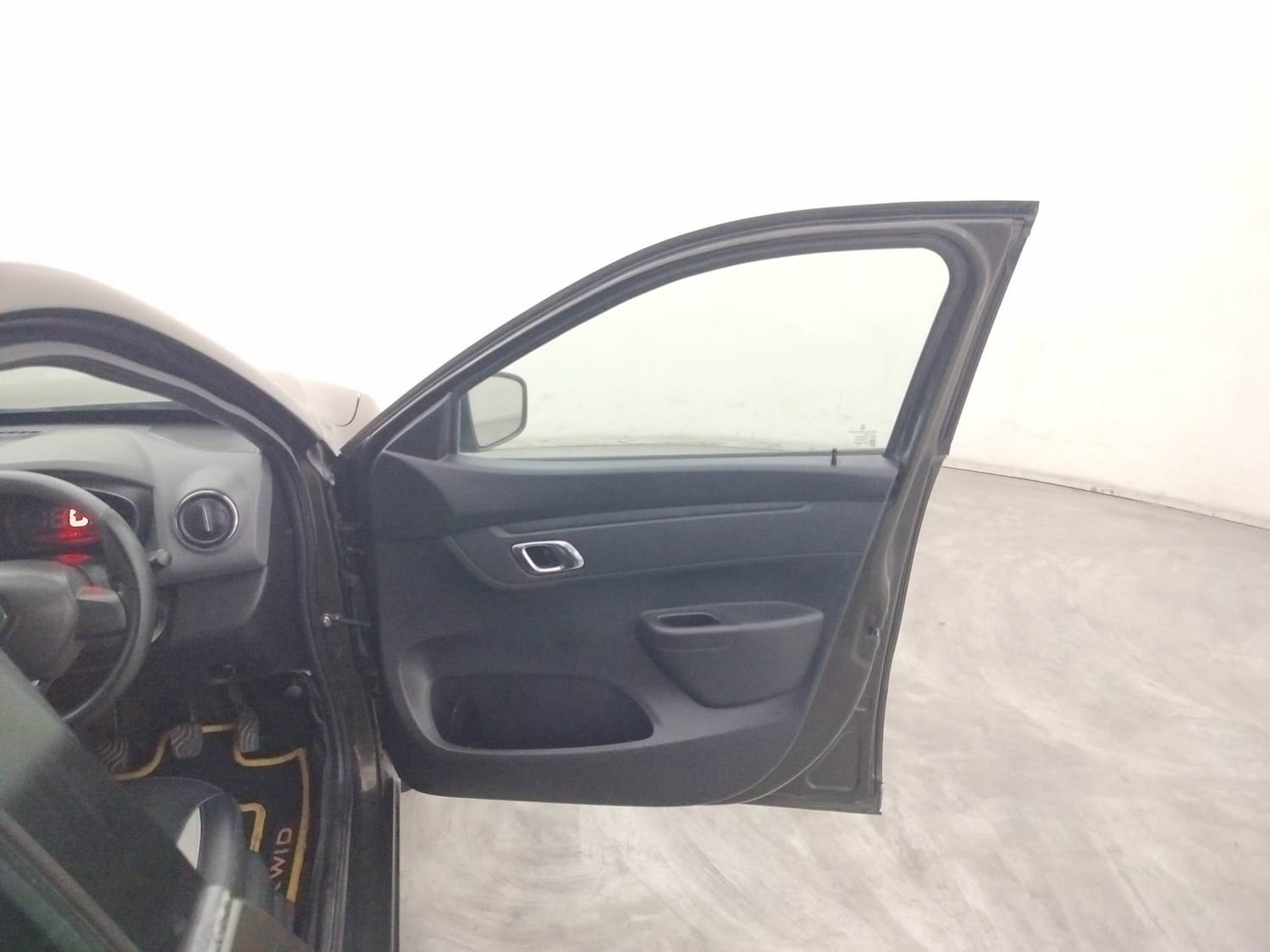 Kwid image 19 Kwid image 19