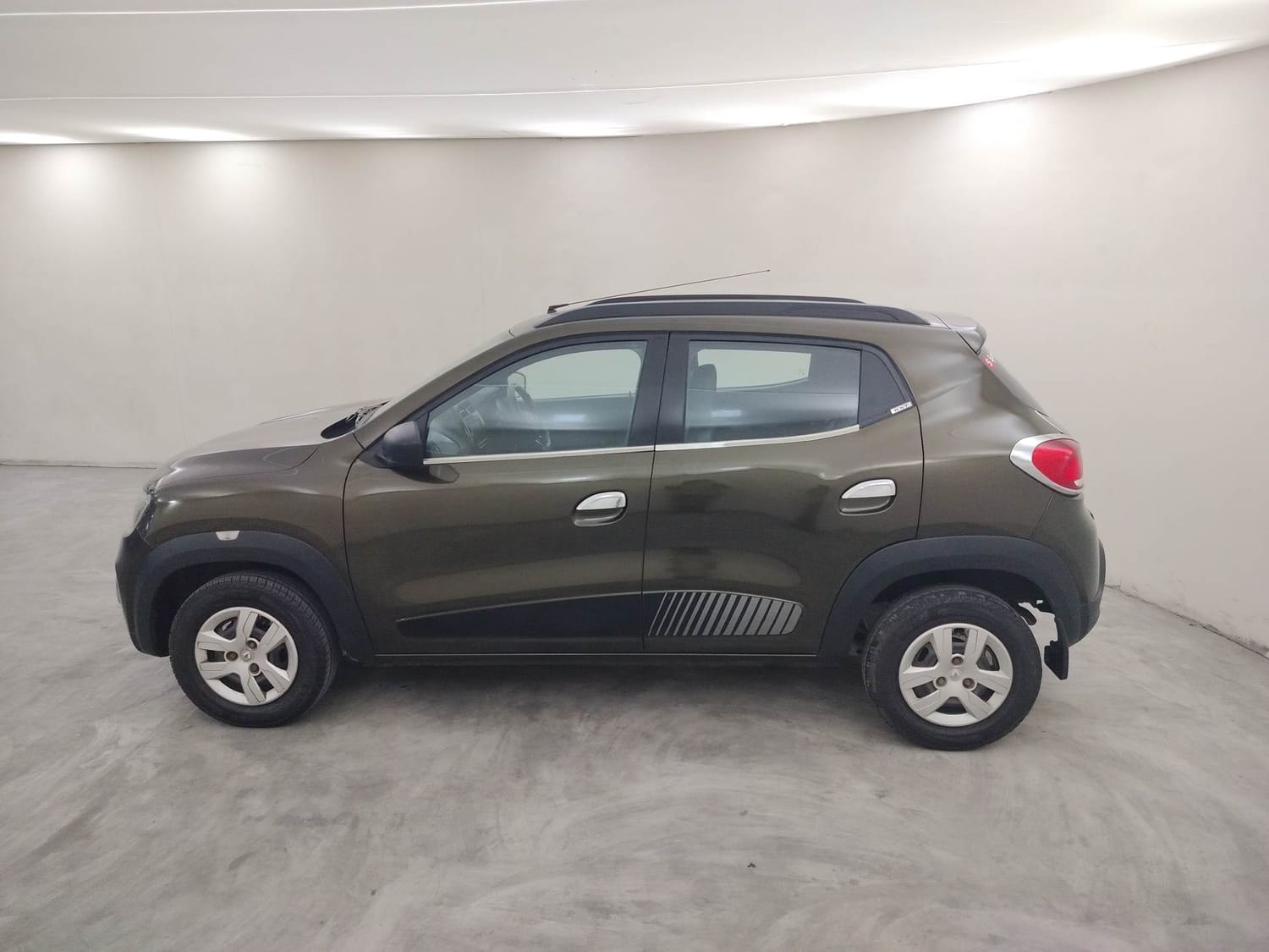 Kwid image 2 Kwid image 2