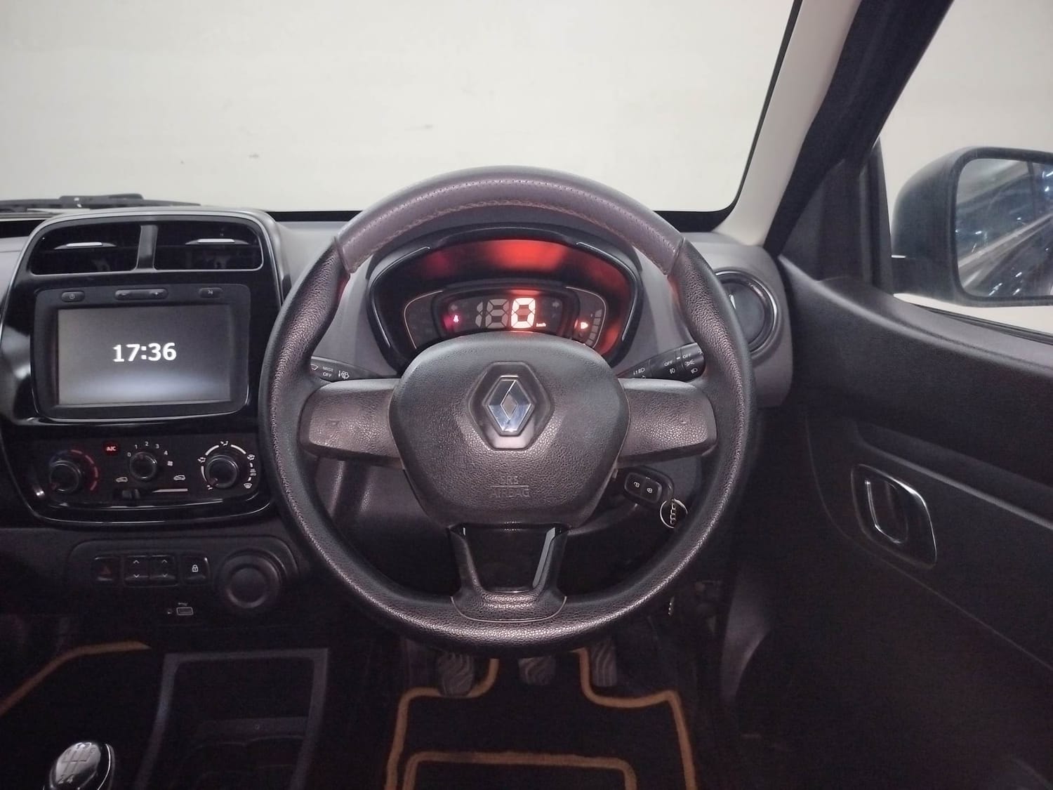 Kwid image 14 Kwid image 14