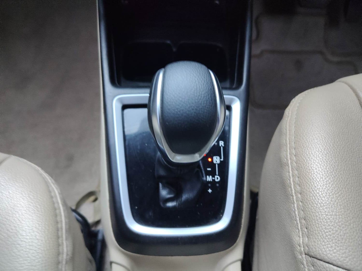 Dzire image 16 Dzire image 16