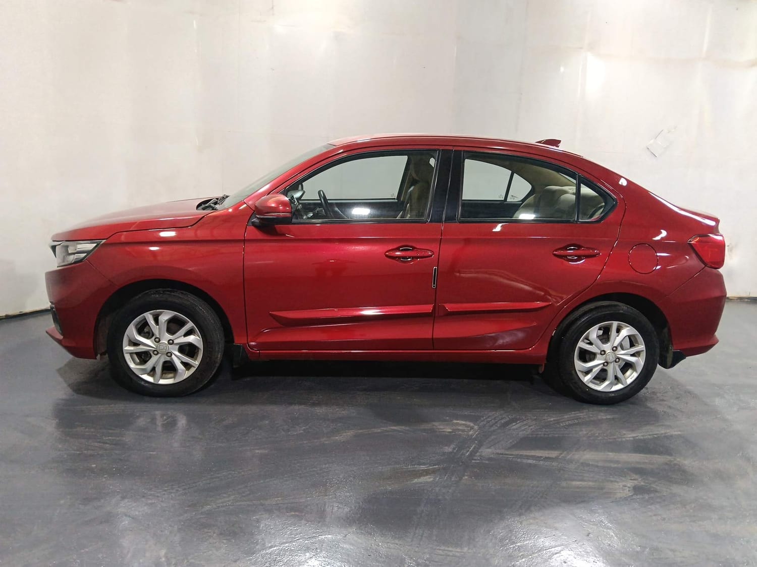 Amaze image 2 Amaze image 2