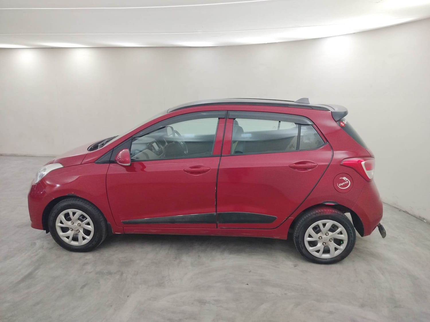 Grand i10 image 2 Grand i10 image 2