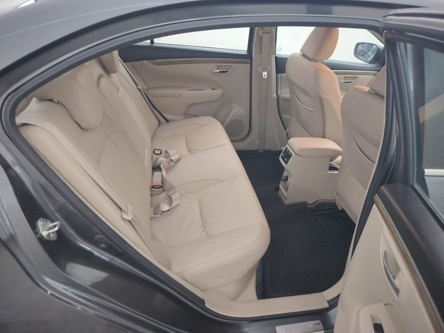 Ciaz image 18 Ciaz image 18