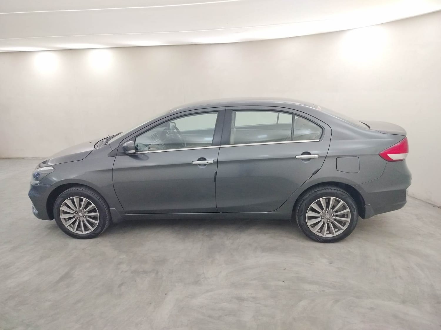 Ciaz image 2 Ciaz image 2