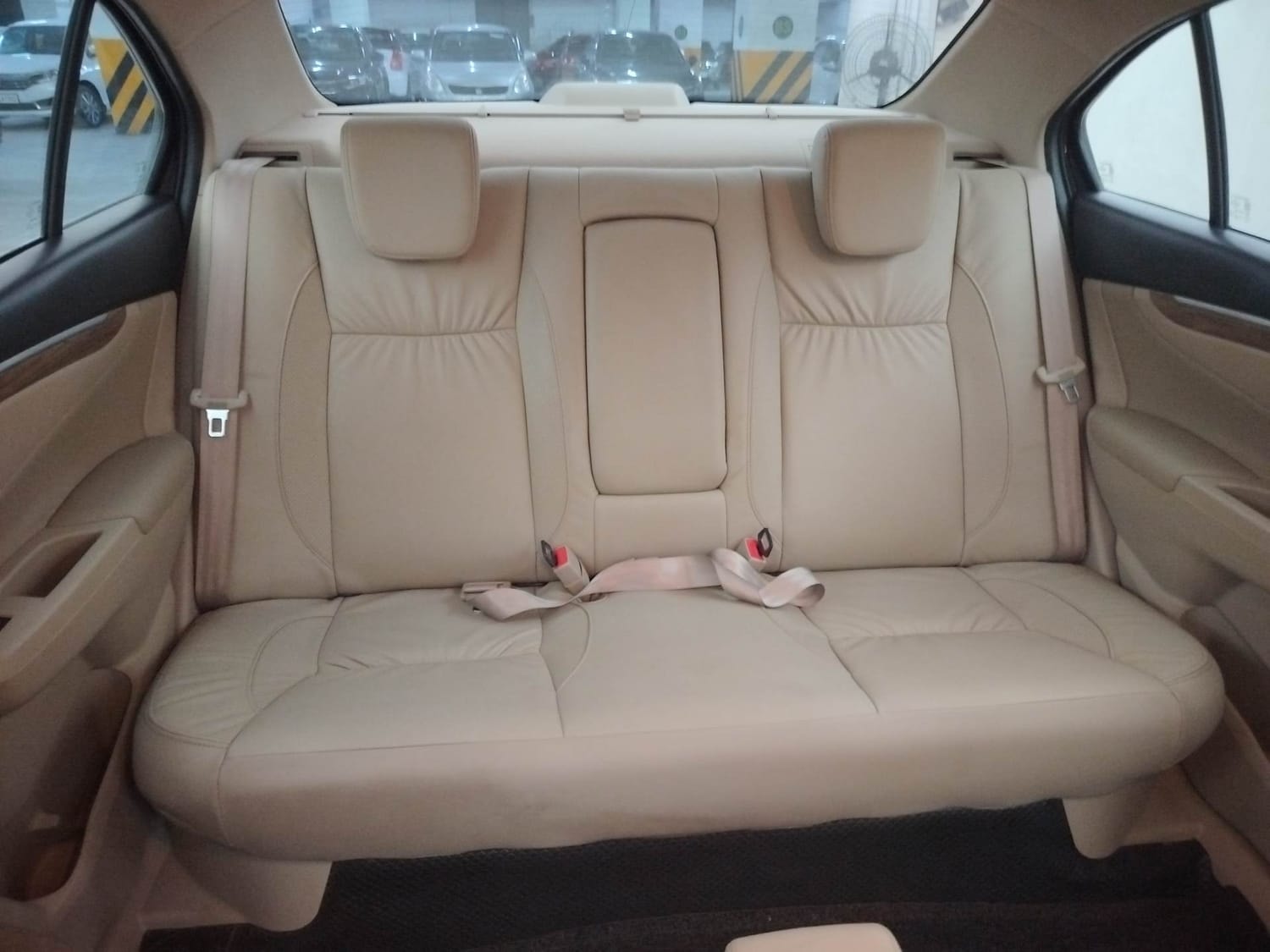 Ciaz image 23 Ciaz image 23