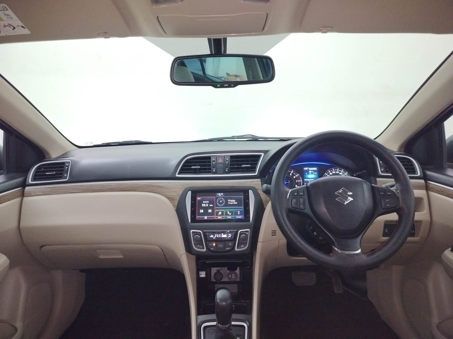 Ciaz image 12 Ciaz image 12