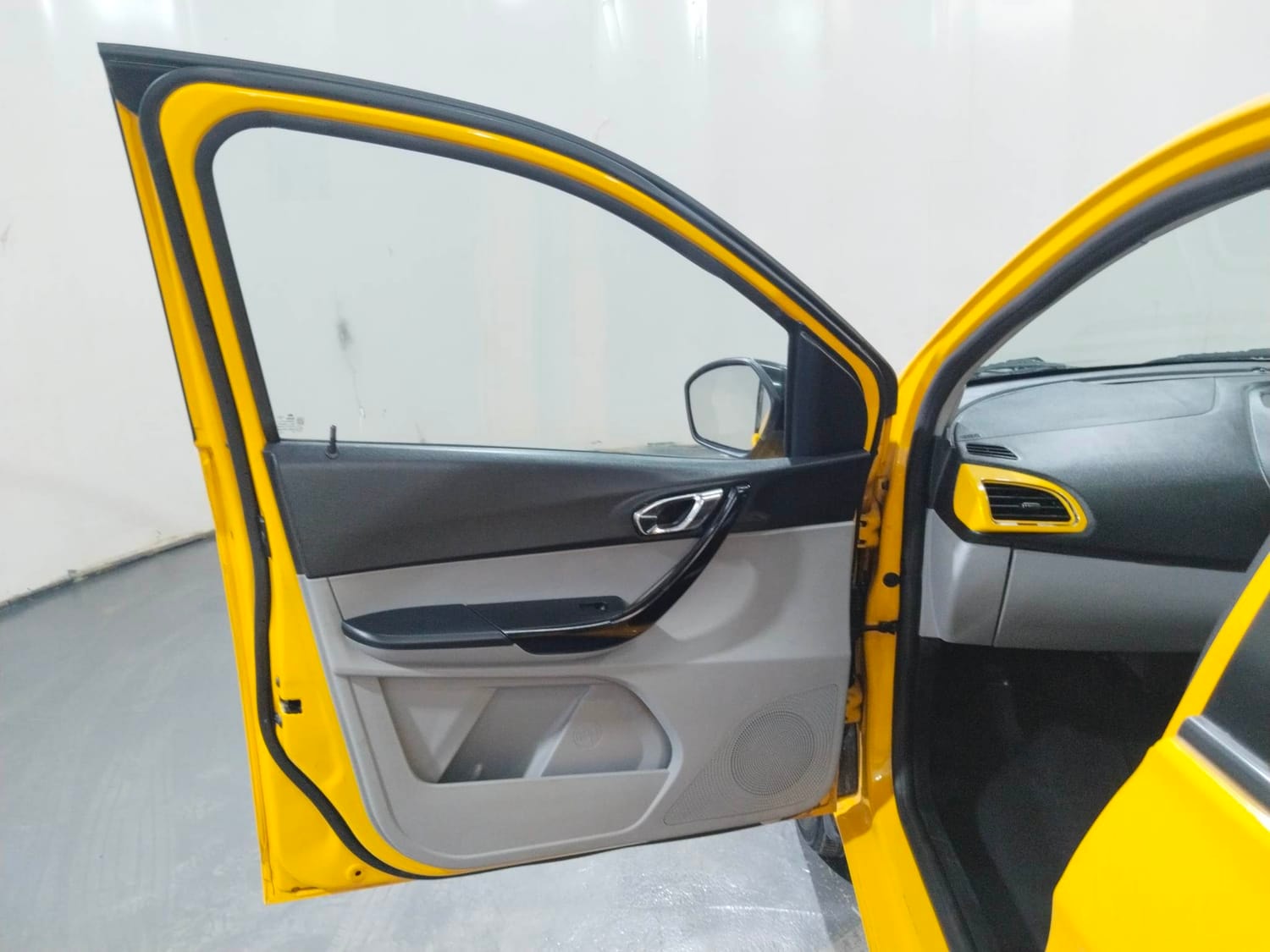 Tiago image 21 Tiago image 21