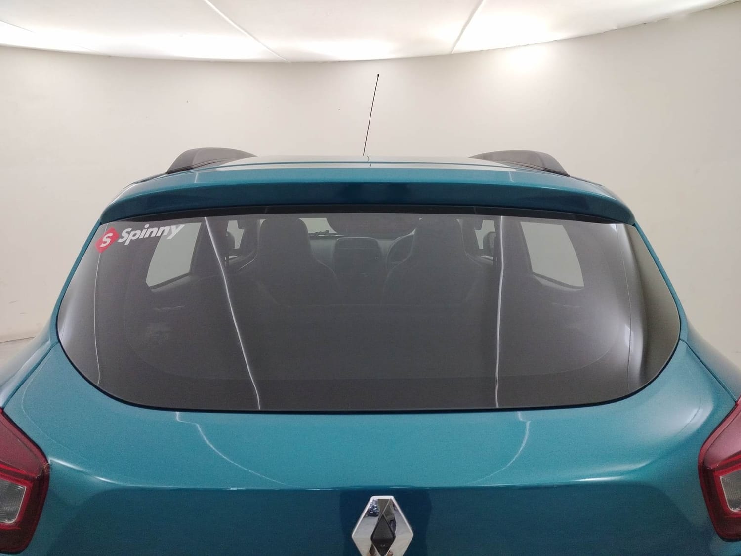 Kwid image 10 Kwid image 10