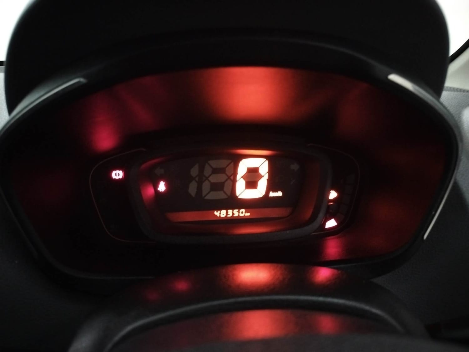 Kwid image 15 Kwid image 15