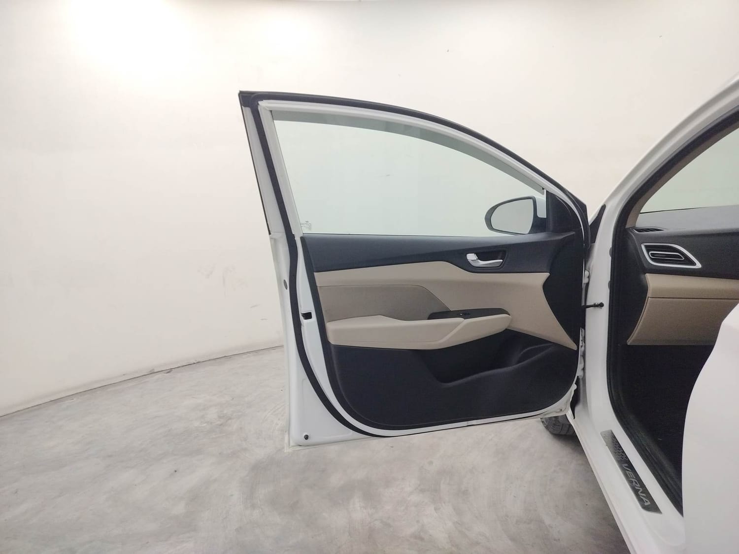 Verna image 21 Verna image 21