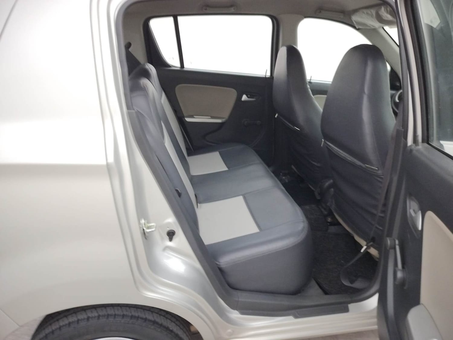 Used 2015 Maruti Suzuki Alto K10 Used 2015 Maruti Suzuki Alto K10