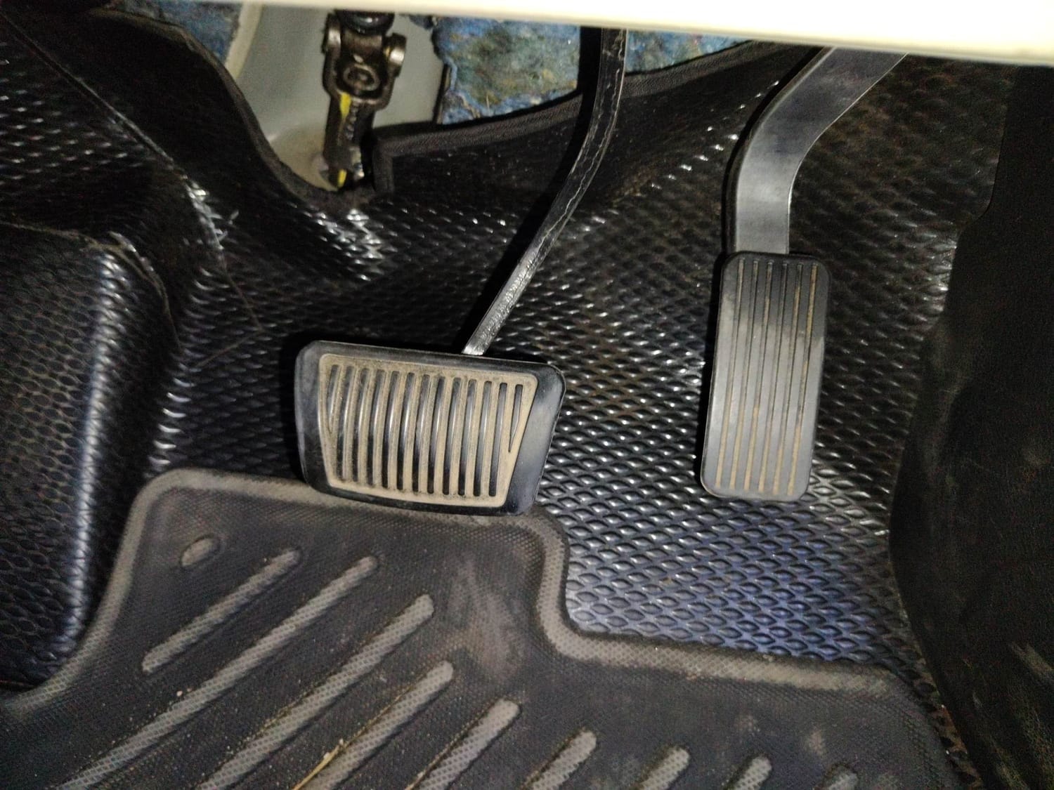 Carens image 26 Carens image 26