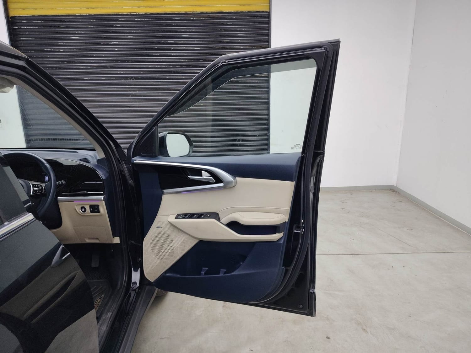 Carens image 19 Carens image 19