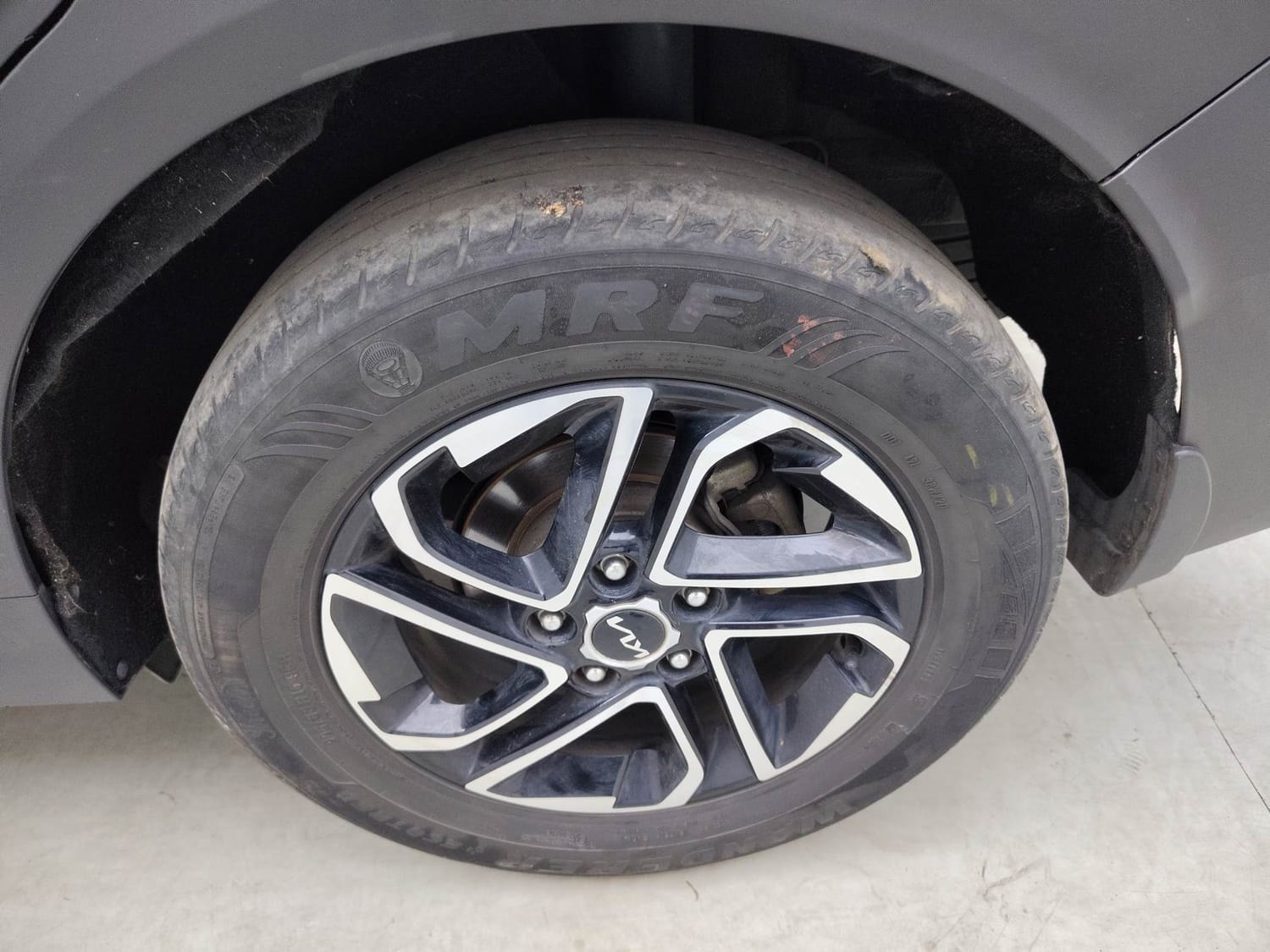 Carens image 35 Carens image 35