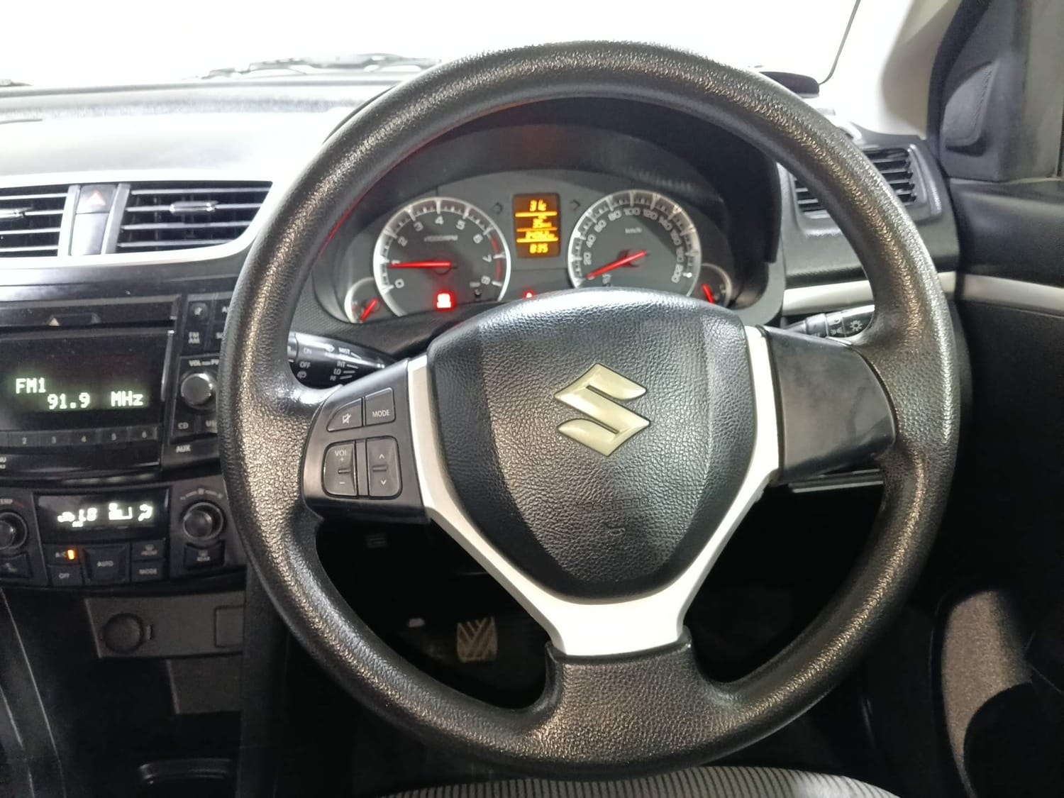 Swift image 14 Swift image 14