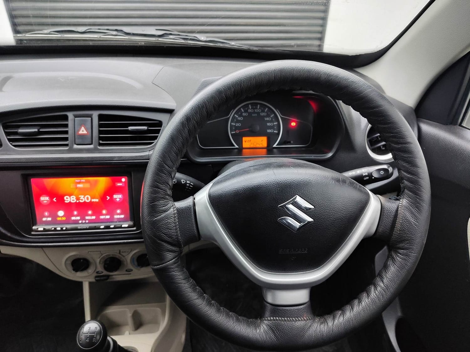 Alto 800 image 14 Alto 800 image 14