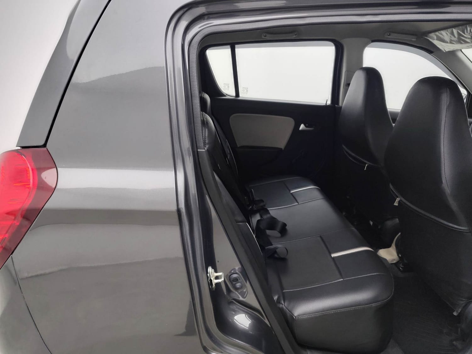 Alto 800 image 18 Alto 800 image 18