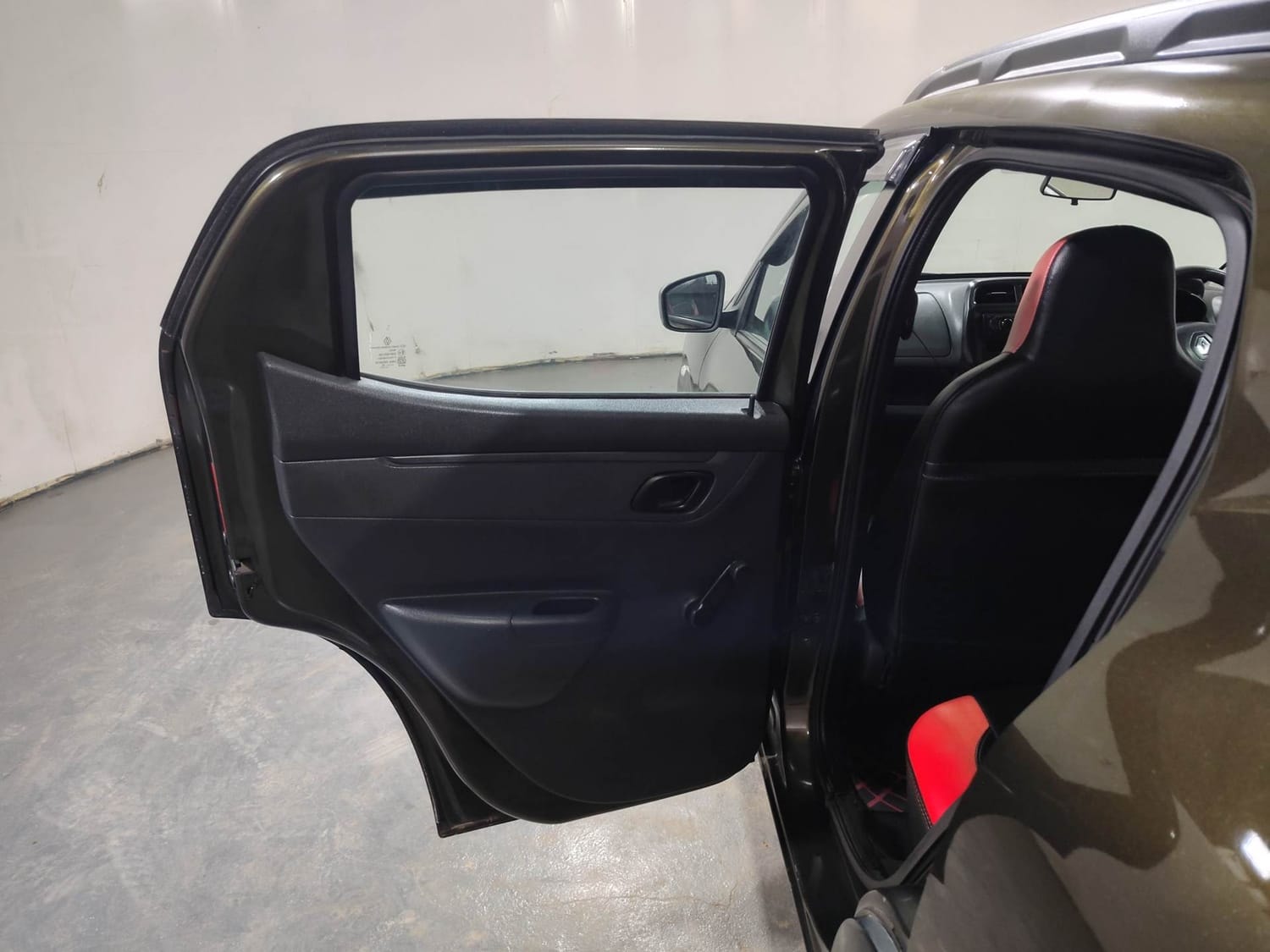 Kwid image 22 Kwid image 22