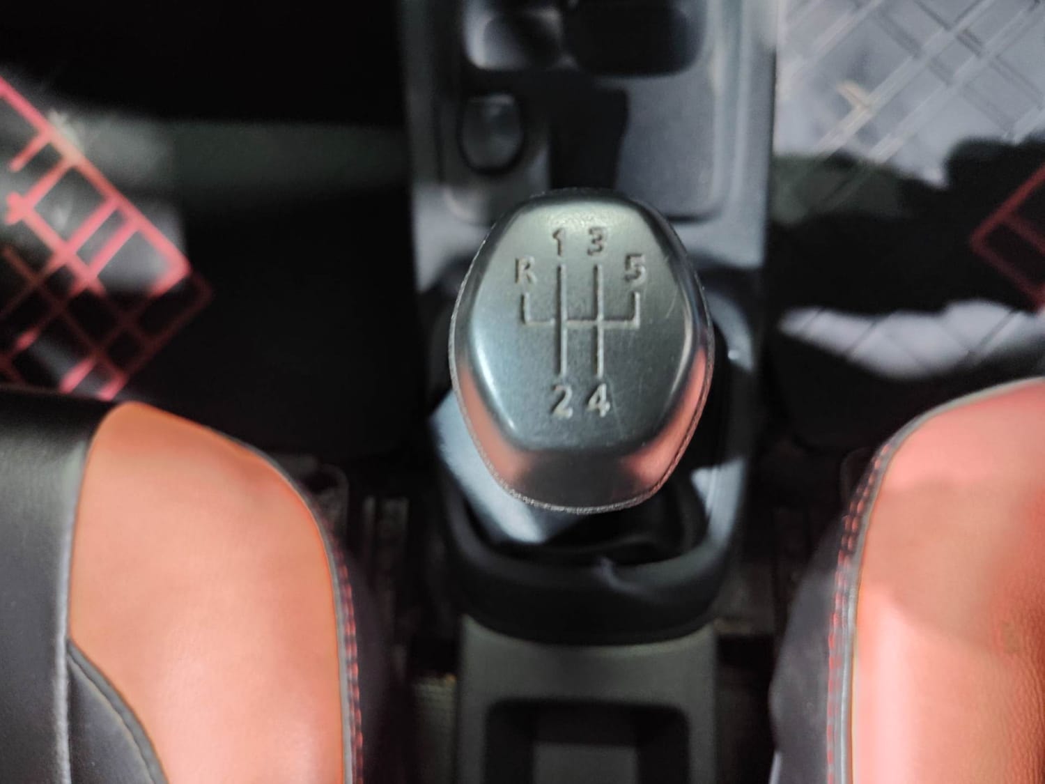 Kwid image 16 Kwid image 16