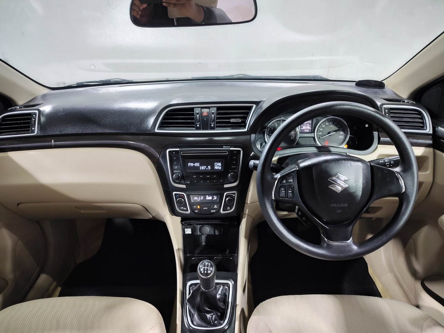 Ciaz image 12 Ciaz image 12