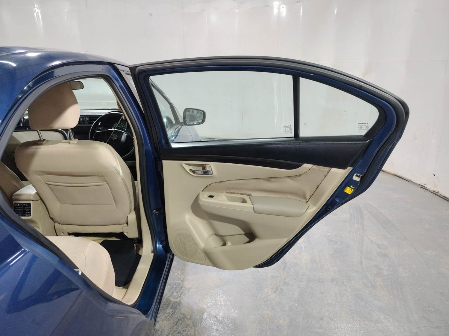 Ciaz image 20 Ciaz image 20