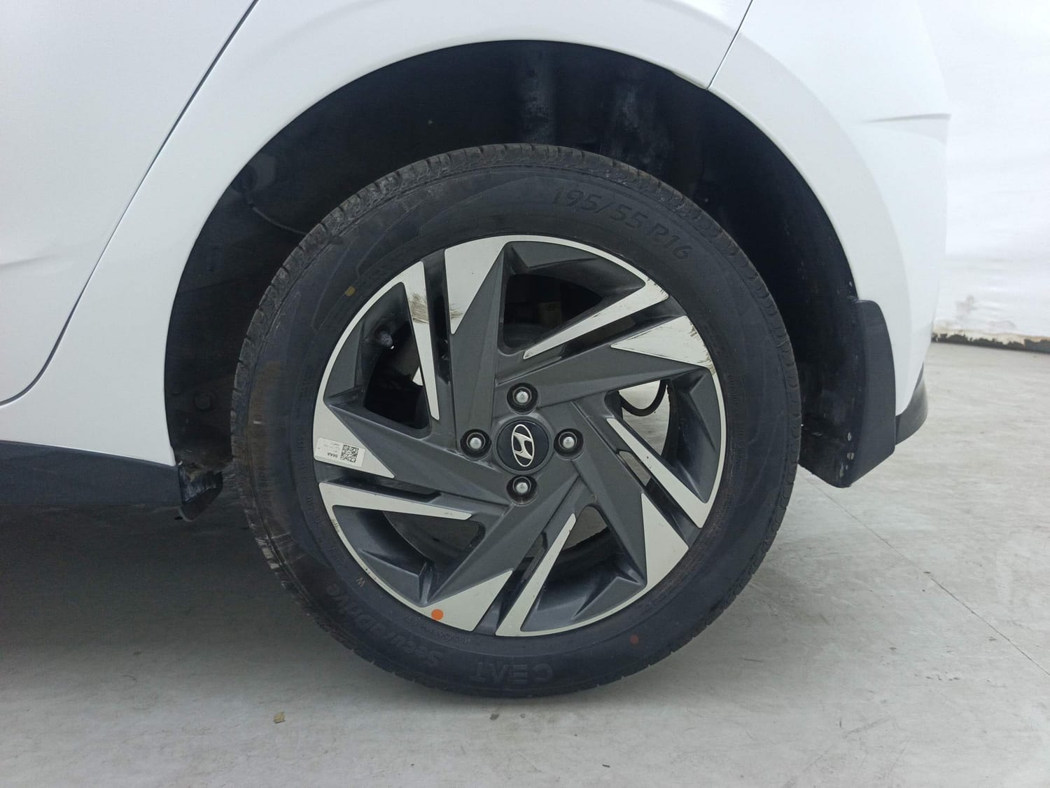 Elite i20 image 35 Elite i20 image 35